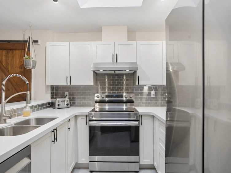 305-1707 Charles Street, Vancouver, BC, V5L 2T6 - 15