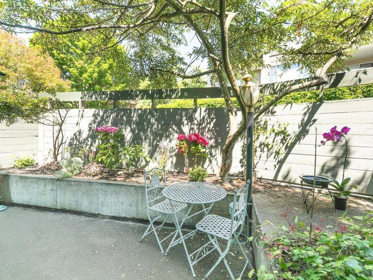 208-2119 Bellevue Avenue, West Vancouver, BC, V7V 1C2 - 16