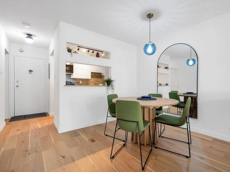 208-2119 Bellevue Avenue, West Vancouver, BC, V7V 1C2 - 9