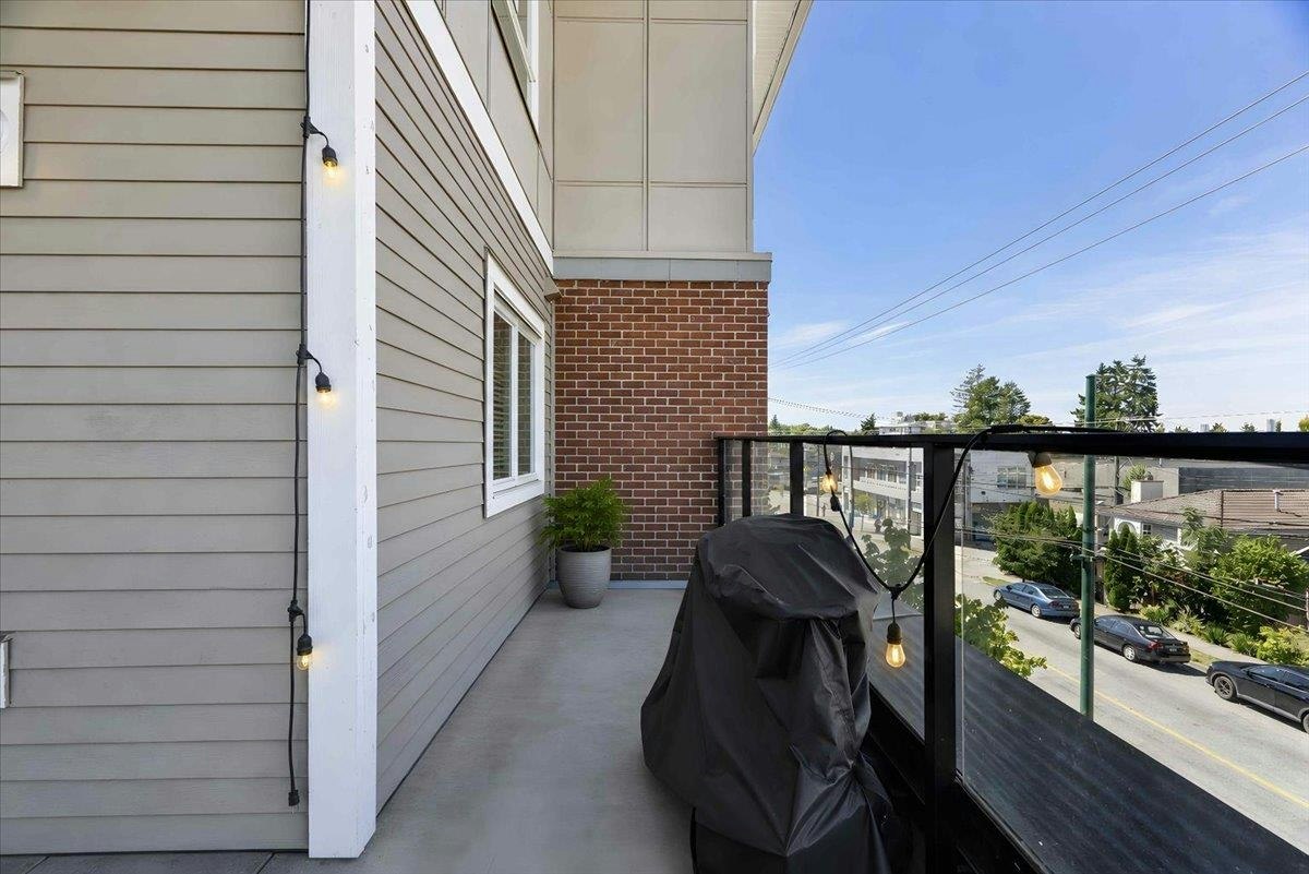 303-4882 Slocan Street, Vancouver, BC, V5R 2A3 - 22