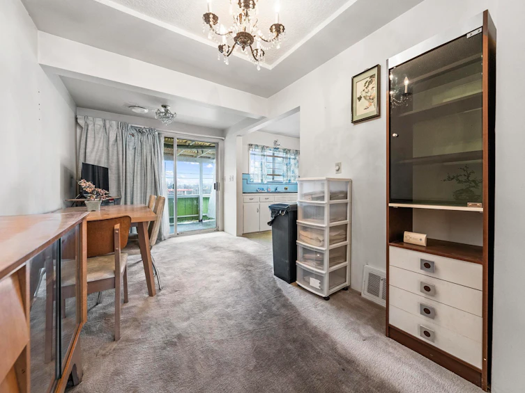 3281 E 2nd Avenue, Vancouver, BC, V5M 1G2 - 6