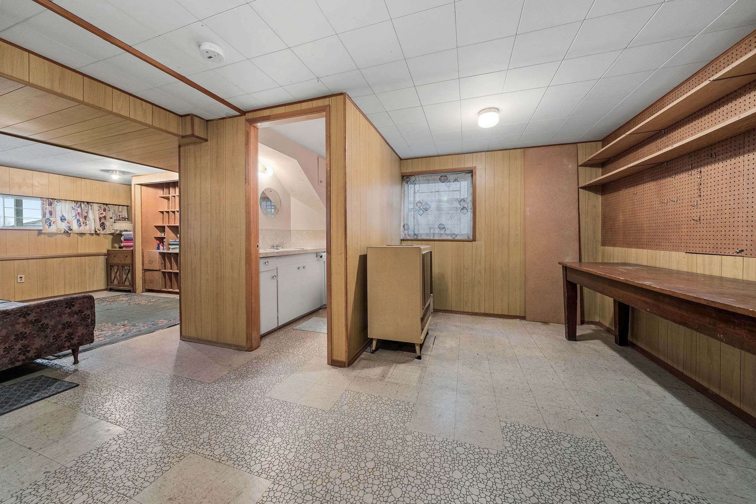 3281 E 2nd Avenue, Vancouver, BC, V5M 1G2 - 19