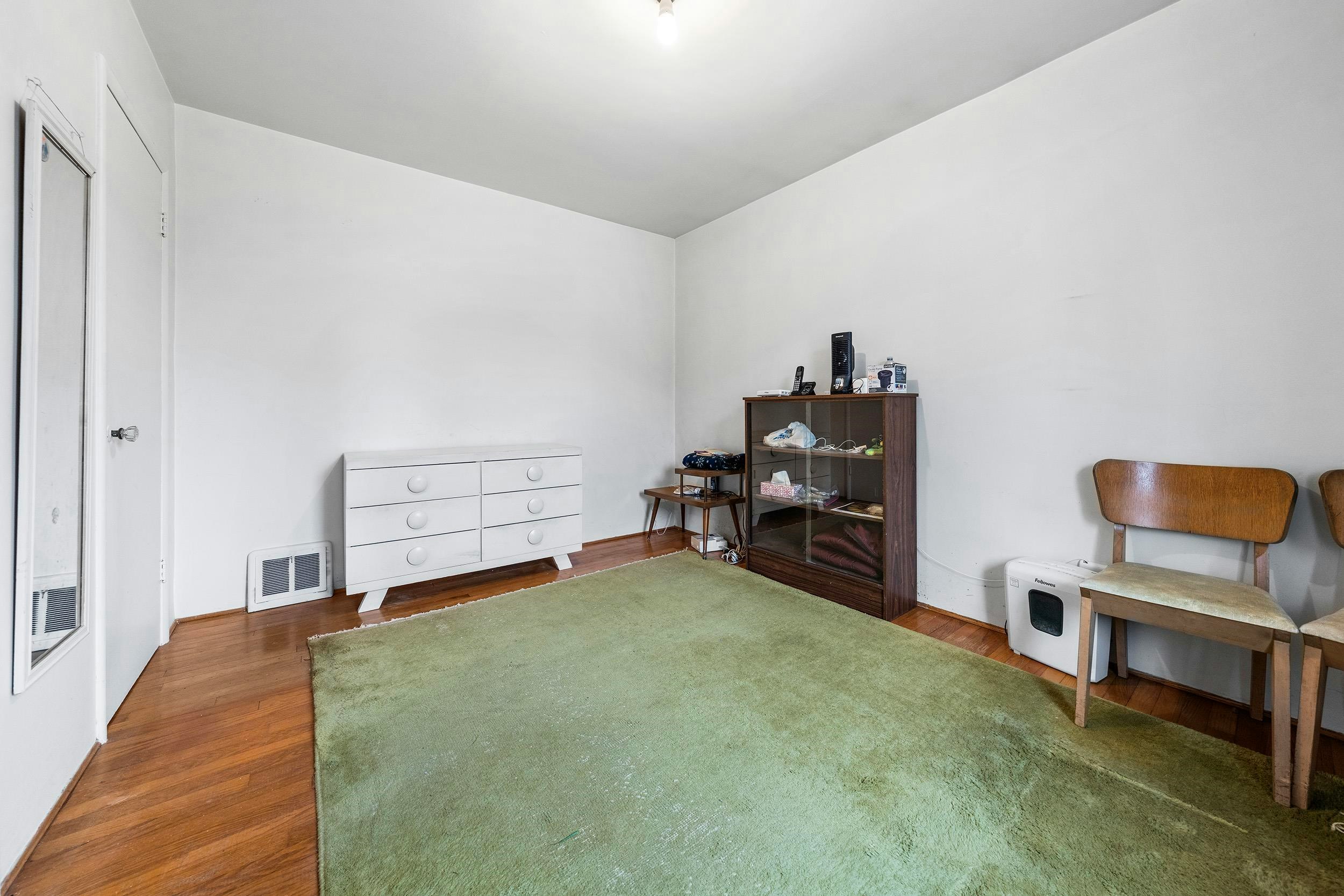 3281 E 2nd Avenue, Vancouver, BC, V5M 1G2 - 12