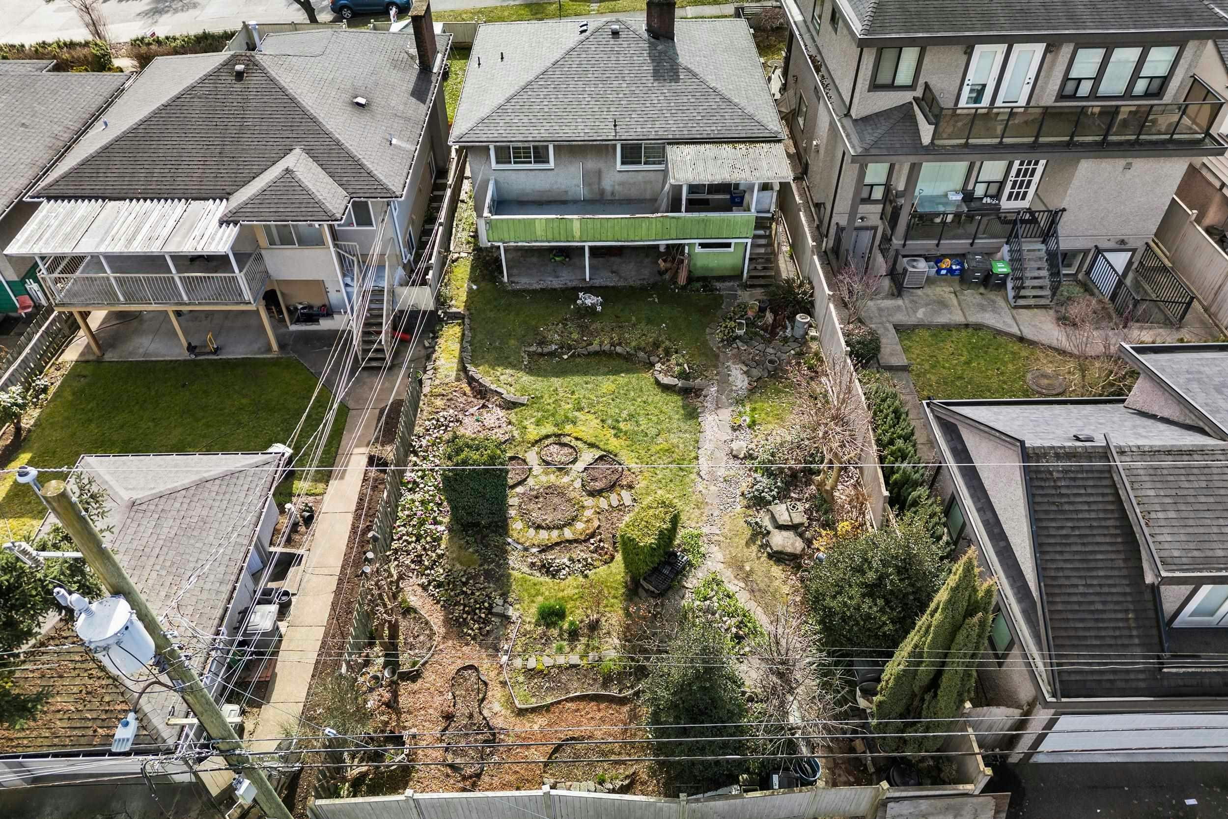 3281 E 2nd Avenue, Vancouver, BC, V5M 1G2 - 31