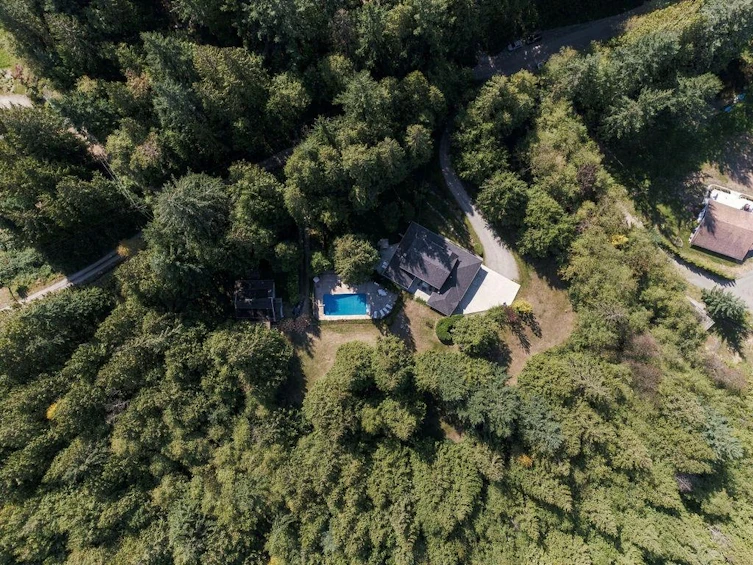 2442 Grant Road, Roberts Creek, BC, V0N 2W5 - 6