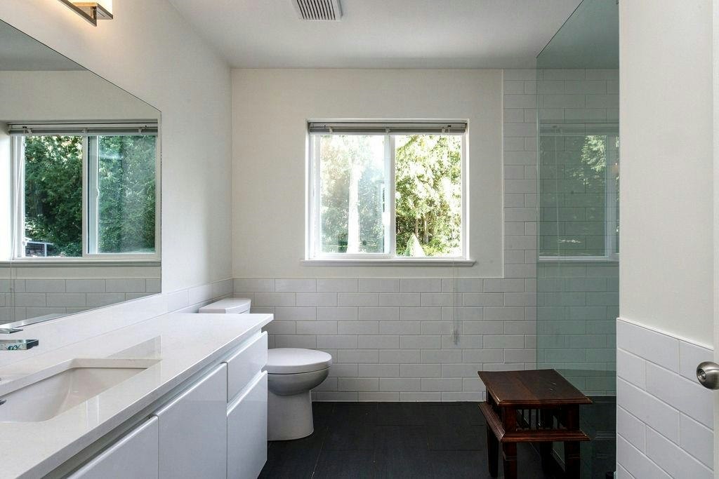 2442 Grant Road, Roberts Creek, BC, V0N 2W5 - 27