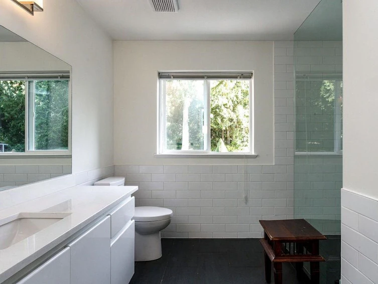 2442 Grant Road, Roberts Creek, BC, V0N 2W5 - 27