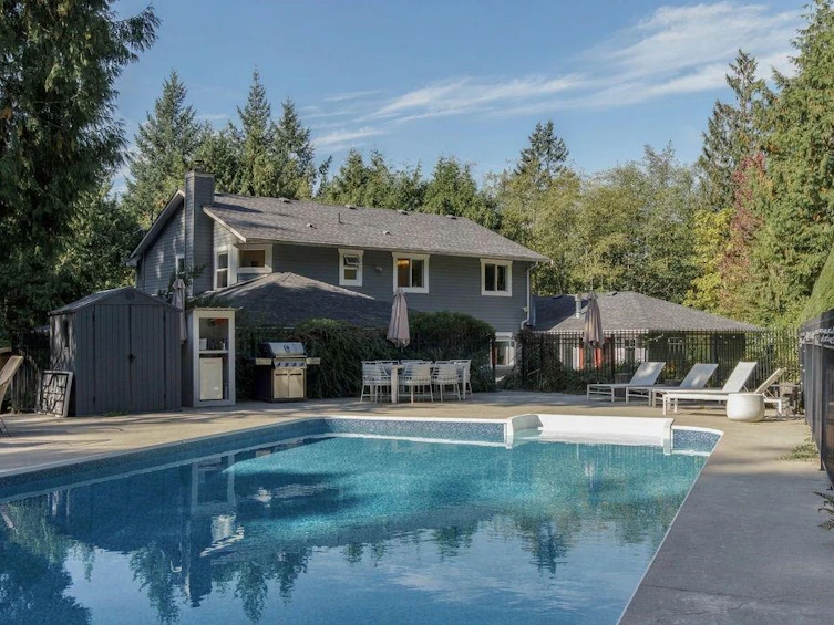 2442 Grant Road, Roberts Creek, BC, V0N 2W5