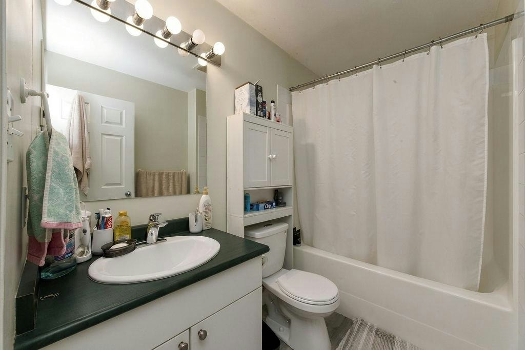 2442 Grant Road, Roberts Creek, BC, V0N 2W5 - 38