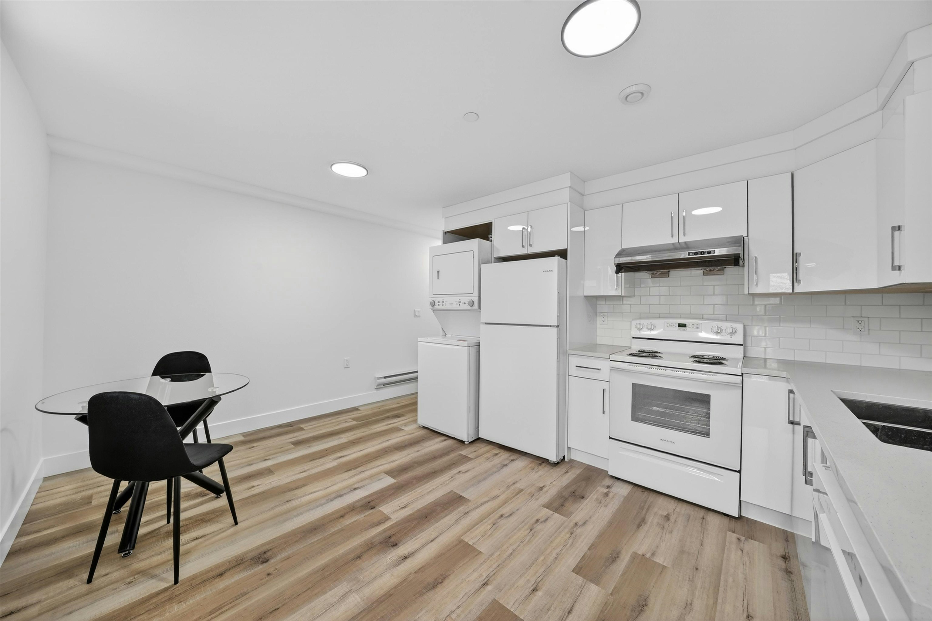 516 W 60th Avenue, Vancouver, BC, V6P 1Z7 - 16