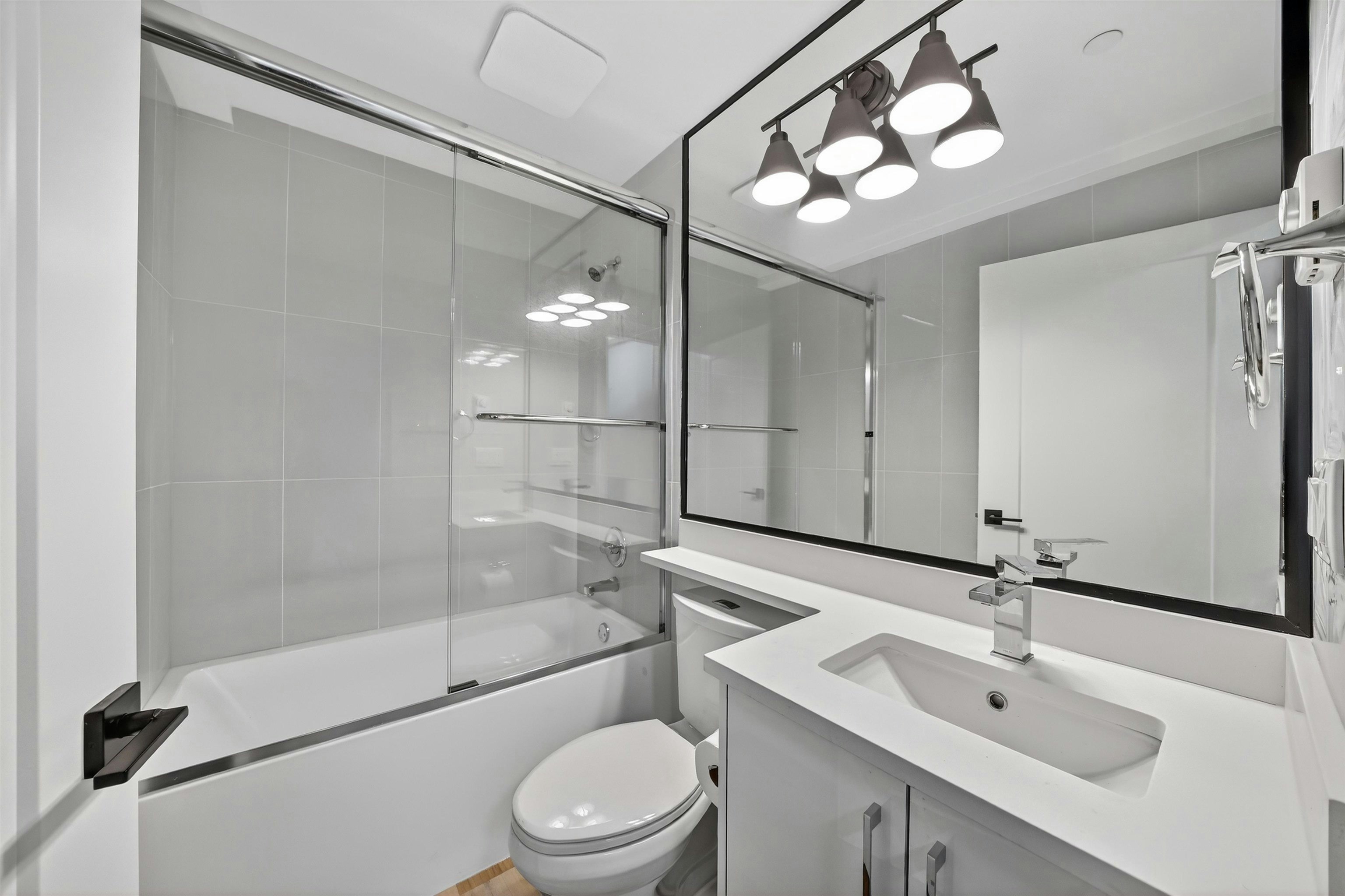 516 W 60th Avenue, Vancouver, BC, V6P 1Z7 - 19
