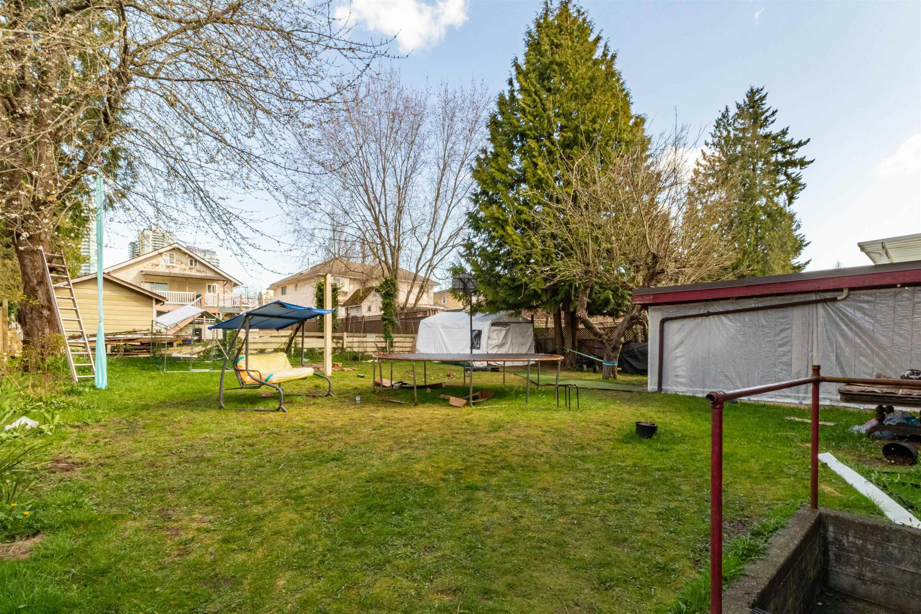 4939 Sidley Street, Burnaby, BC, V5J 1T6 - 4