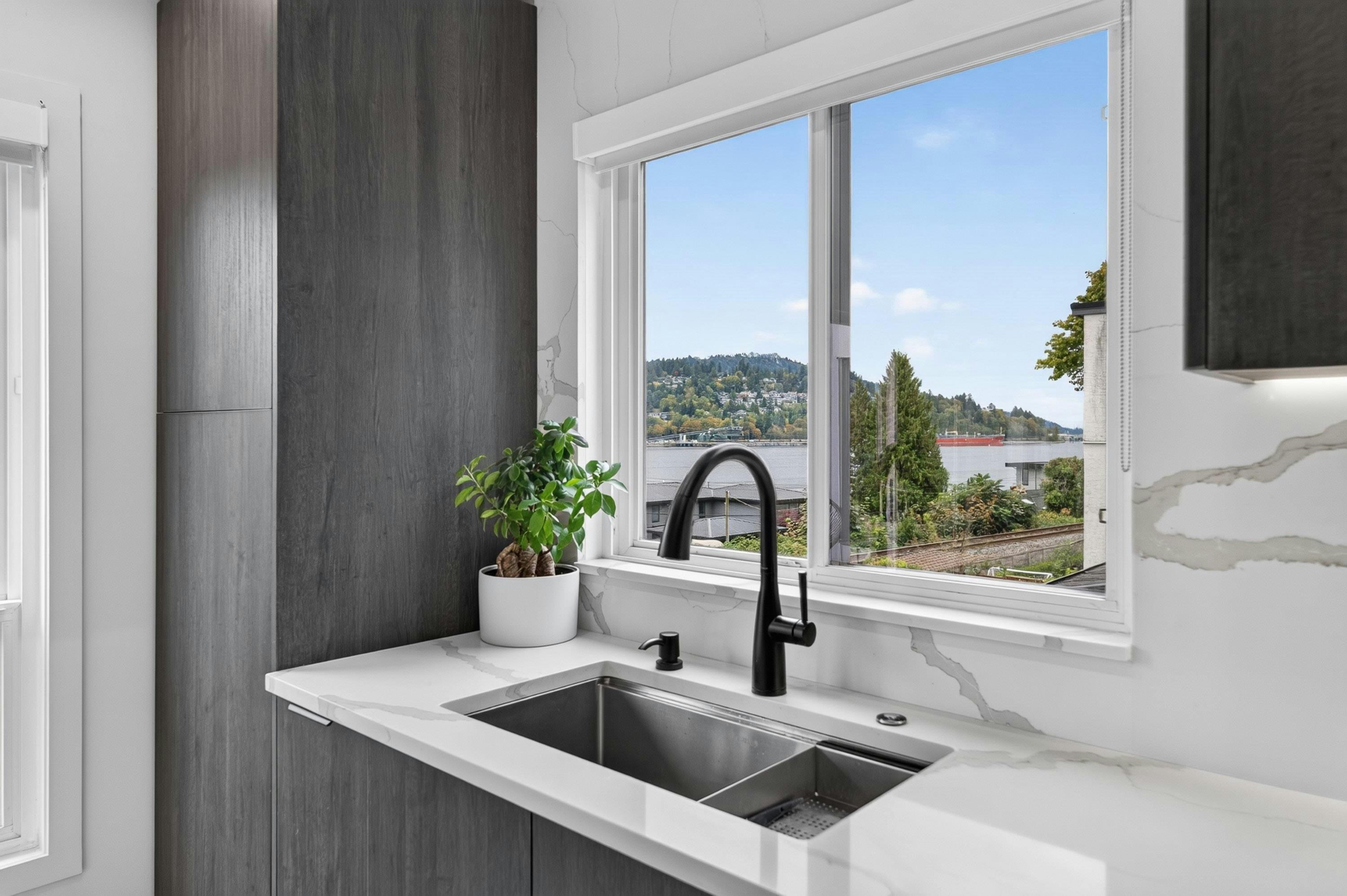 724 Ioco Road, Port Moody, BC, V3H 2W8 - 14