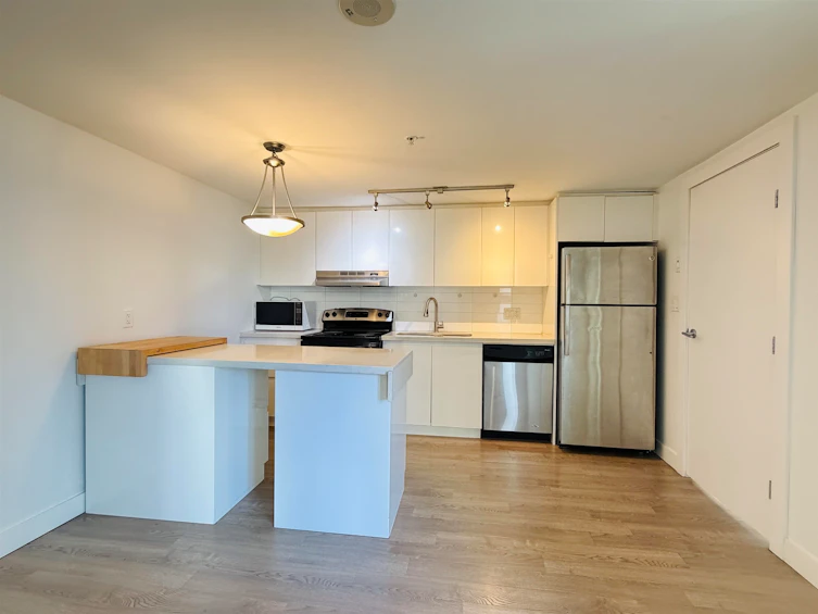 603-555 W 7th Avenue, Vancouver, BC, V5Z 1B4 - 3