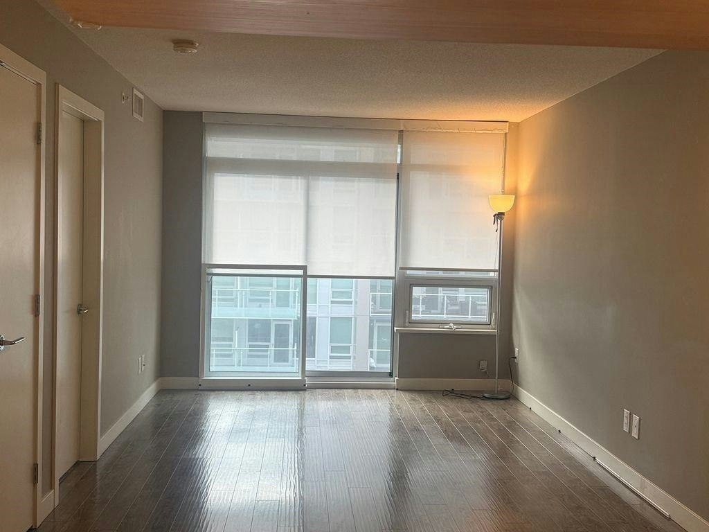 656-6288 No. 3 Road, Richmond, BC, V6Y 0J4 - 6