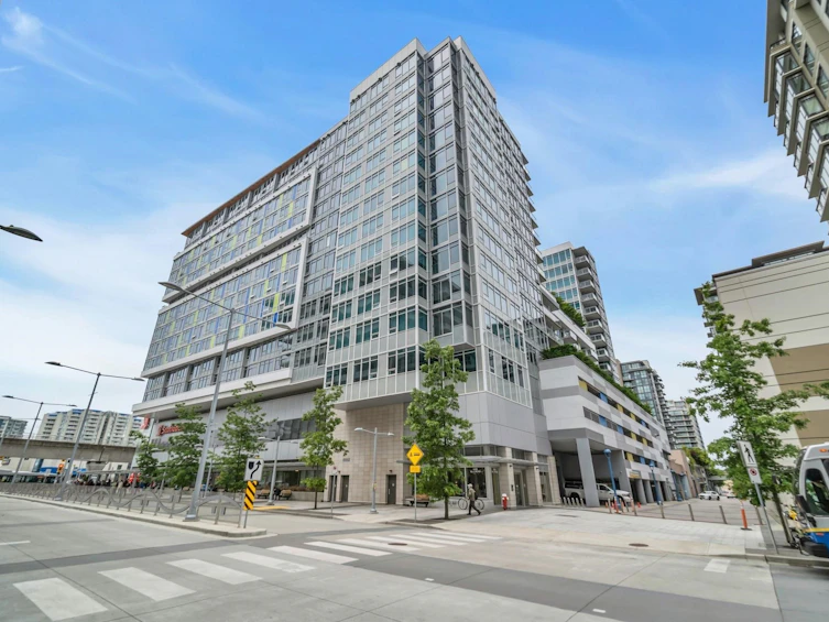 656-6288 No. 3 Road, Richmond, BC, V6Y 0J4