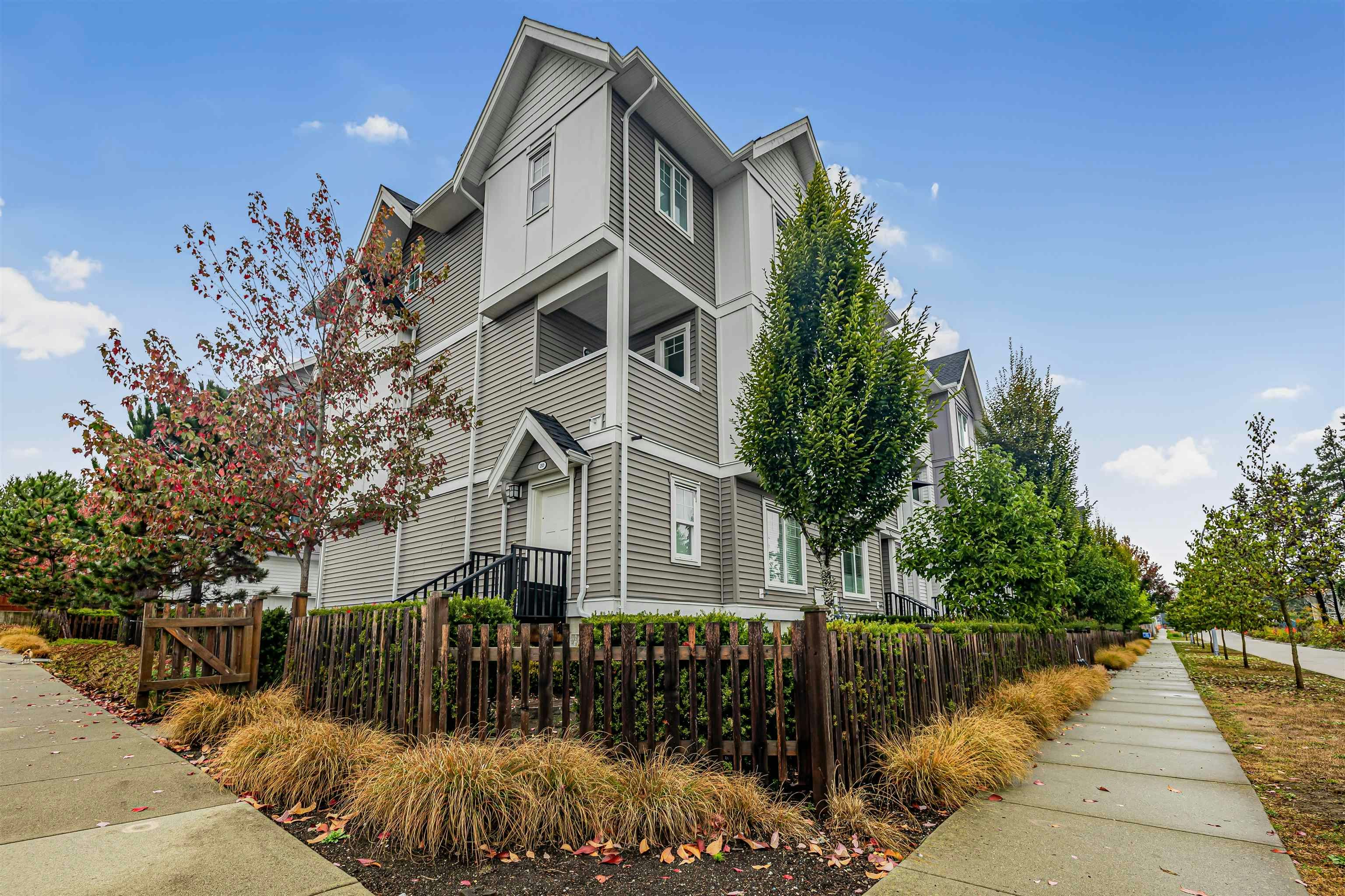 20-8033 166b Street, Surrey, BC, V4N 6G7