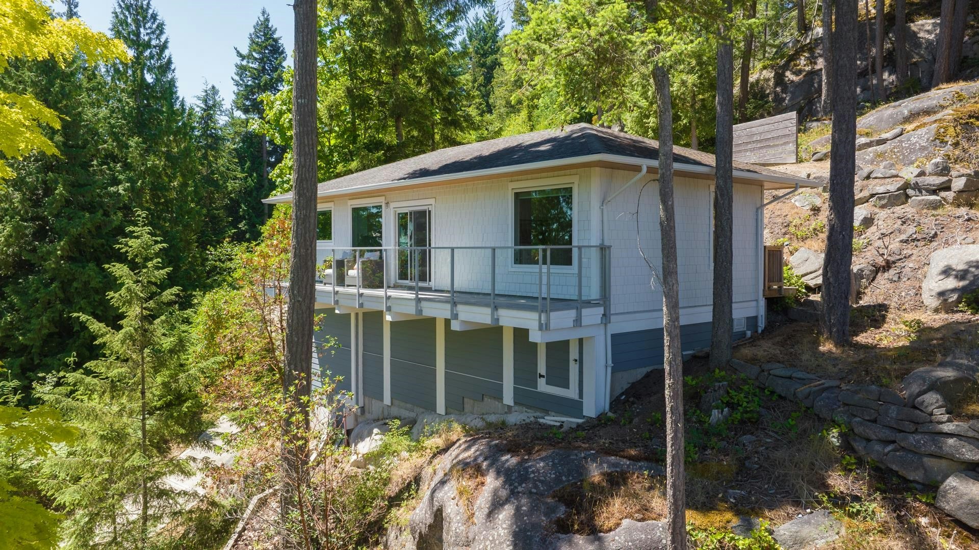 5673 Salmon Drive, Sechelt, BC, V0N 3A0