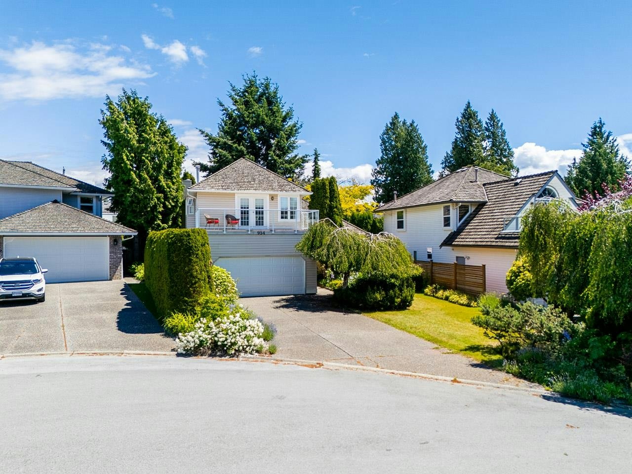 954 160b Street, Surrey, BC, V4A 9A7