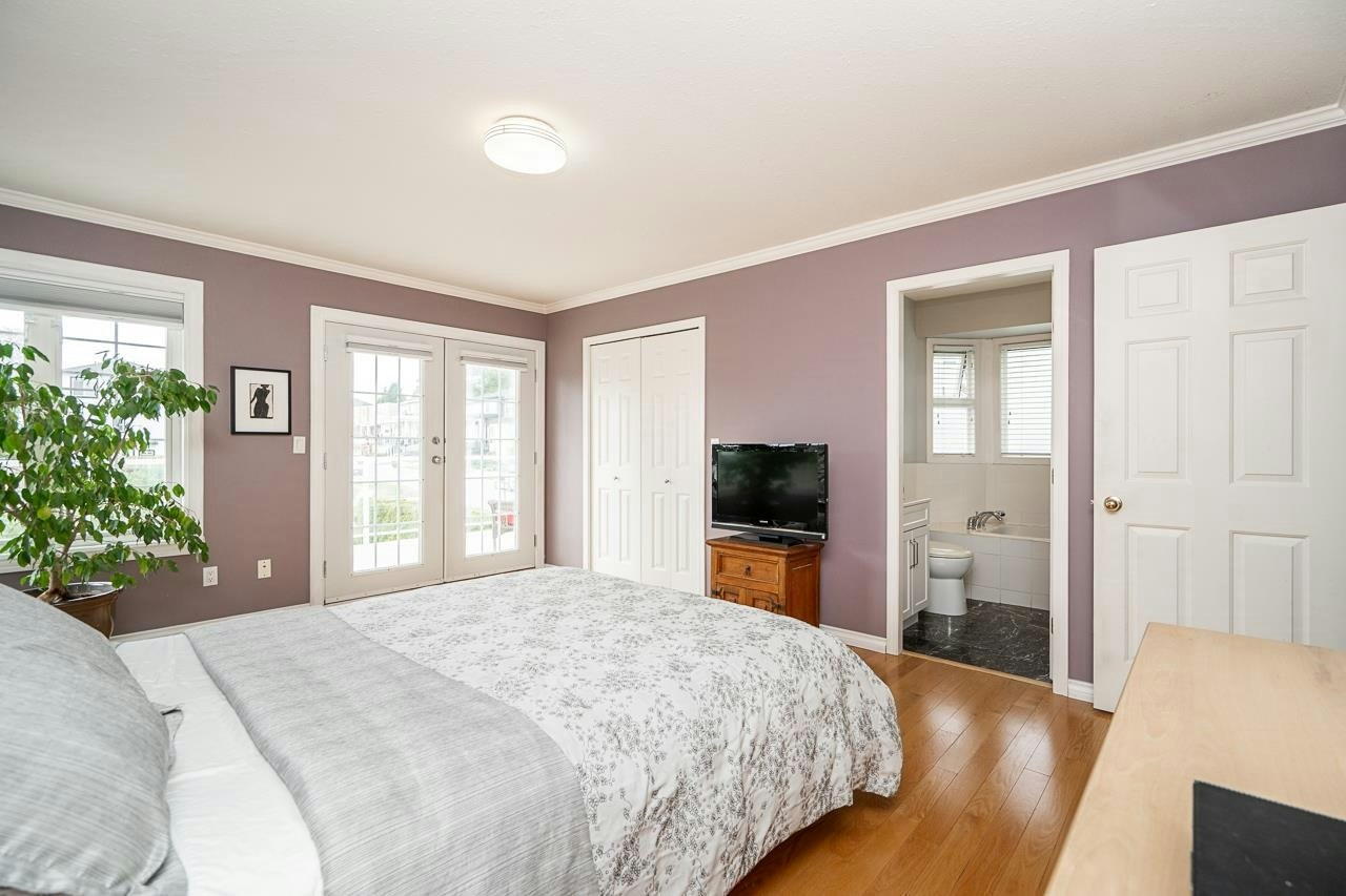 954 160b Street, Surrey, BC, V4A 9A7 - 28