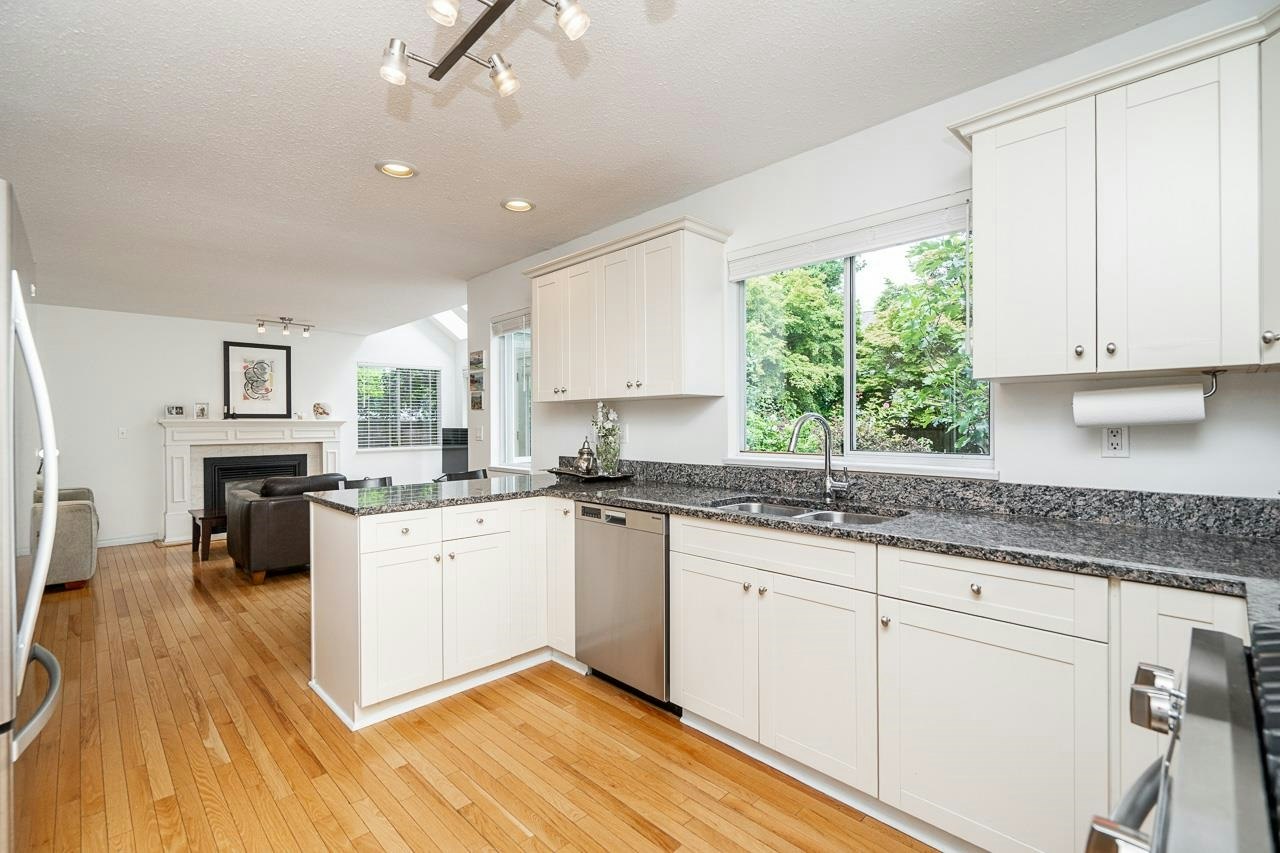 954 160b Street, Surrey, BC, V4A 9A7 - 13