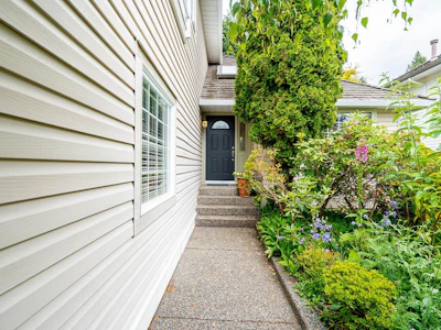 954 160b Street - 4