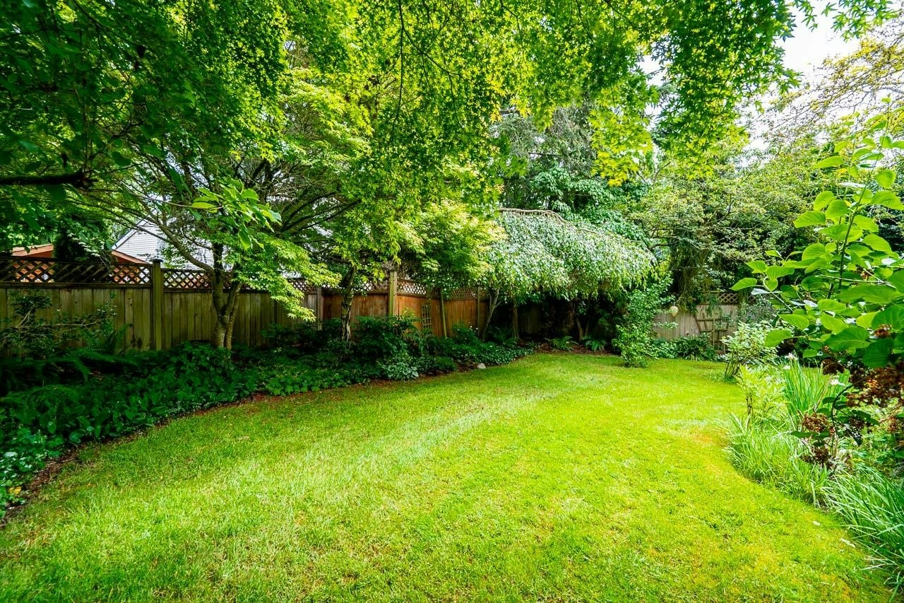 954 160b Street, Surrey, BC, V4A 9A7 - 35