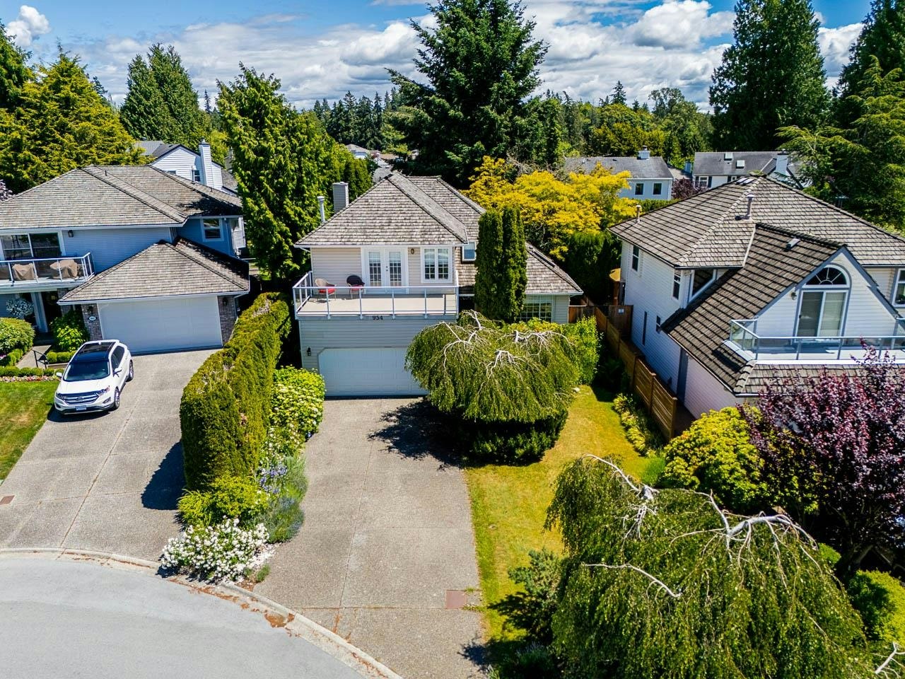 954 160b Street - 2