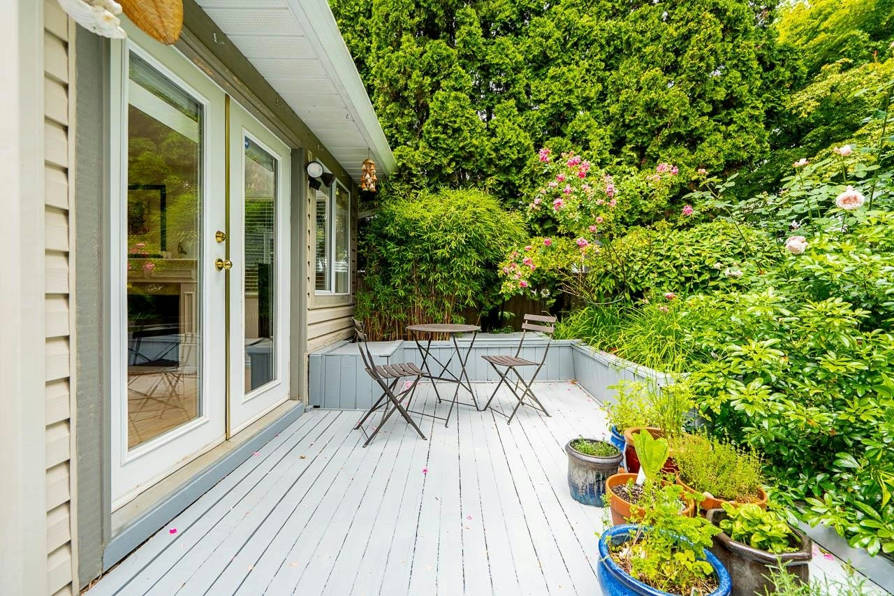 954 160b Street, Surrey, BC, V4A 9A7 - 36