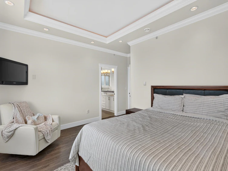 1010 E 55th Avenue, Vancouver, BC, V5X 1N9 - 21
