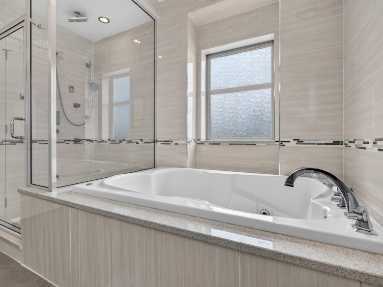 1010 E 55th Avenue, Vancouver, BC, V5X 1N9 - 23