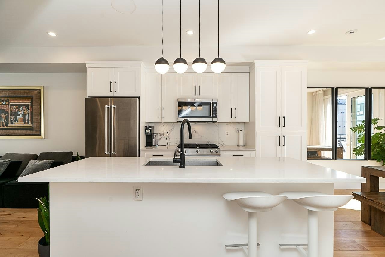 22-19624 56 Avenue, Langley, BC, V3A 3X6 - 2