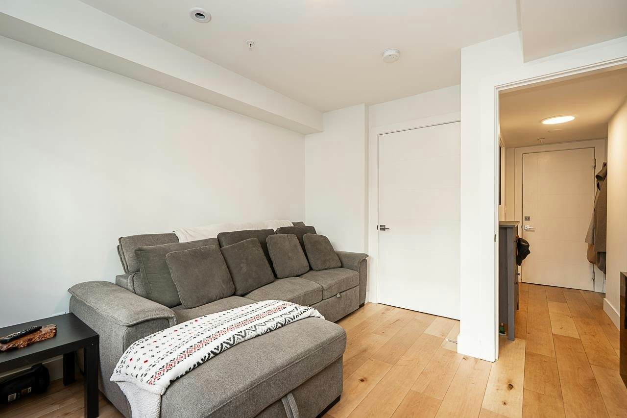 22-19624 56 Avenue, Langley, BC, V3A 3X6 - 23