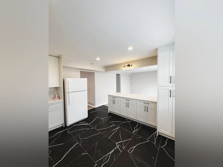 1965 Flynn Crescent, Coquitlam, BC, V3E 1W6 - 4