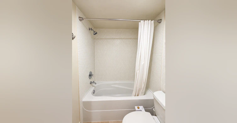 205-2483 Spruce Street, Vancouver, BC, V6H 4J2 - 9