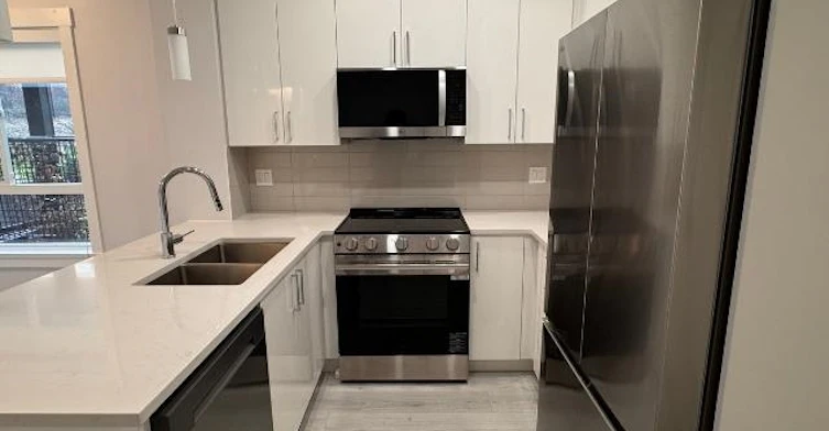 112-33886 Pine, Abbotsford, BC, V2S 2P3 - 2