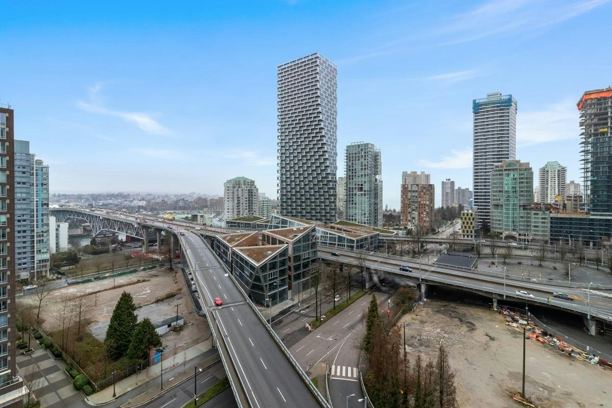 1801-1372 Seymour Street, Vancouver, BC, V6B 3P3 - 11