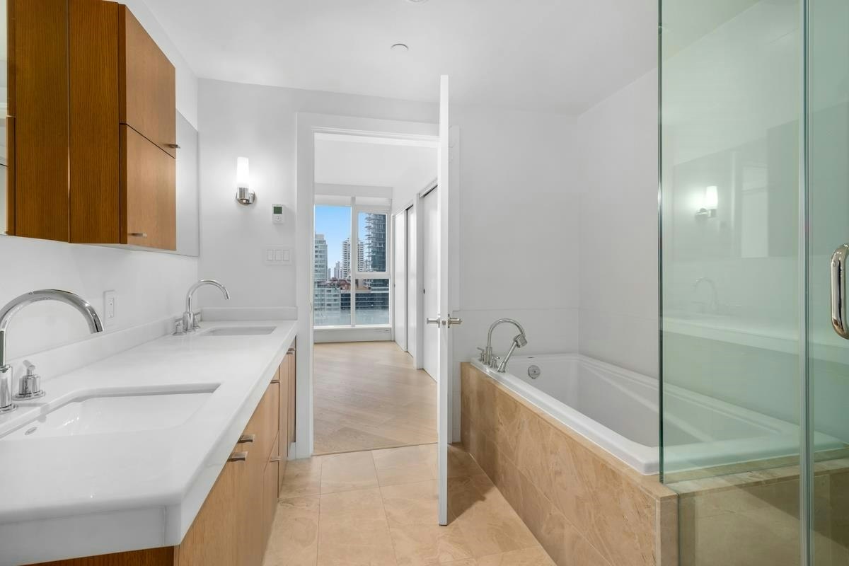 1801-1372 Seymour Street, Vancouver, BC, V6B 3P3 - 20