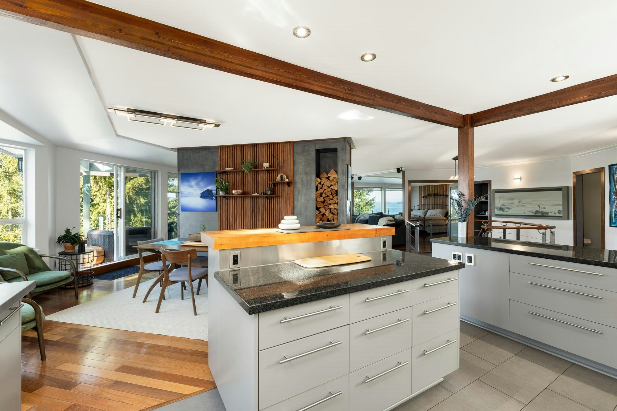 350 Bayview Place - 5