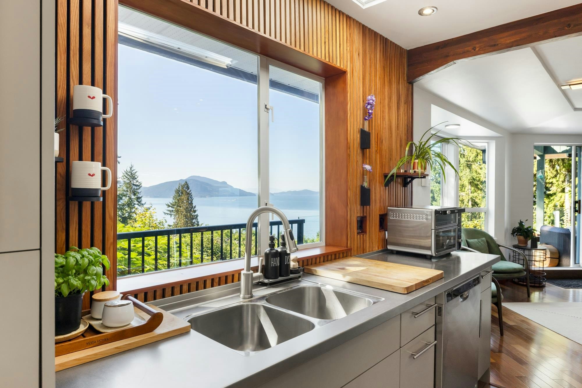 350 Bayview Place - 2