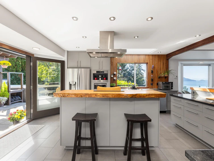 350 Bayview Place, West Vancouver, BC, V0N 2E0
