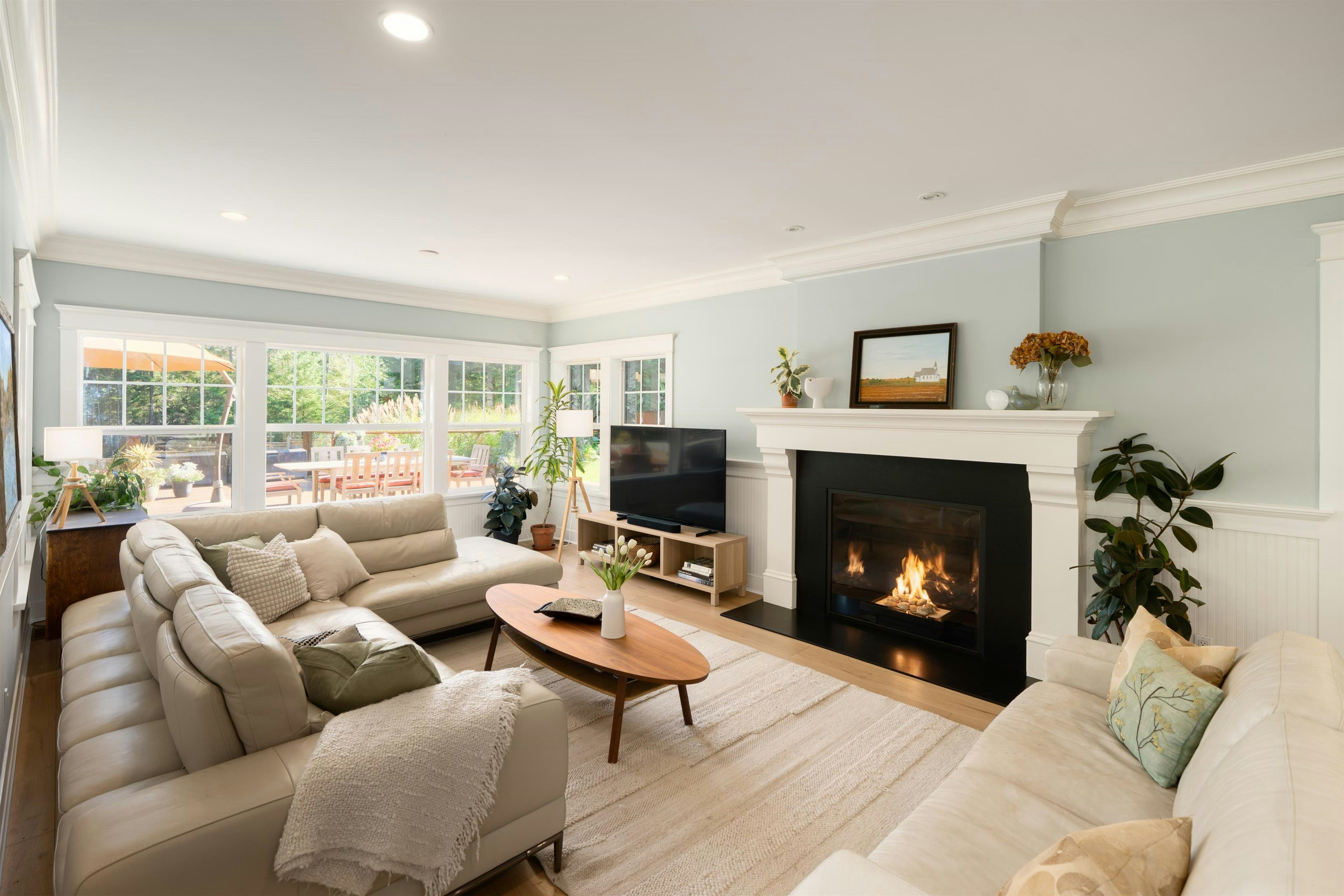 351 Salal Road - 4