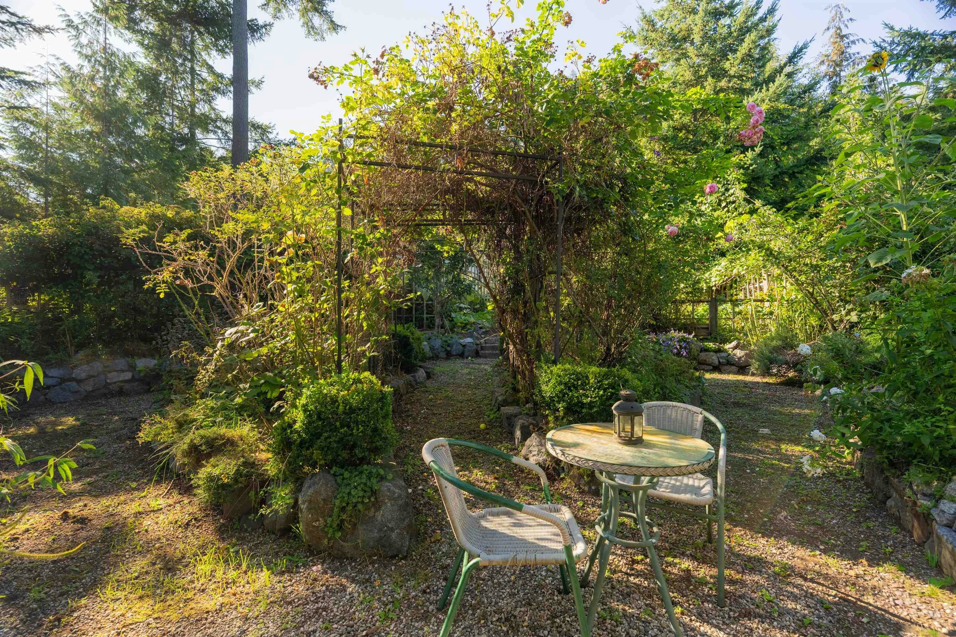 351 Salal Road, Bowen Island, BC, V0N 1G2 - 26