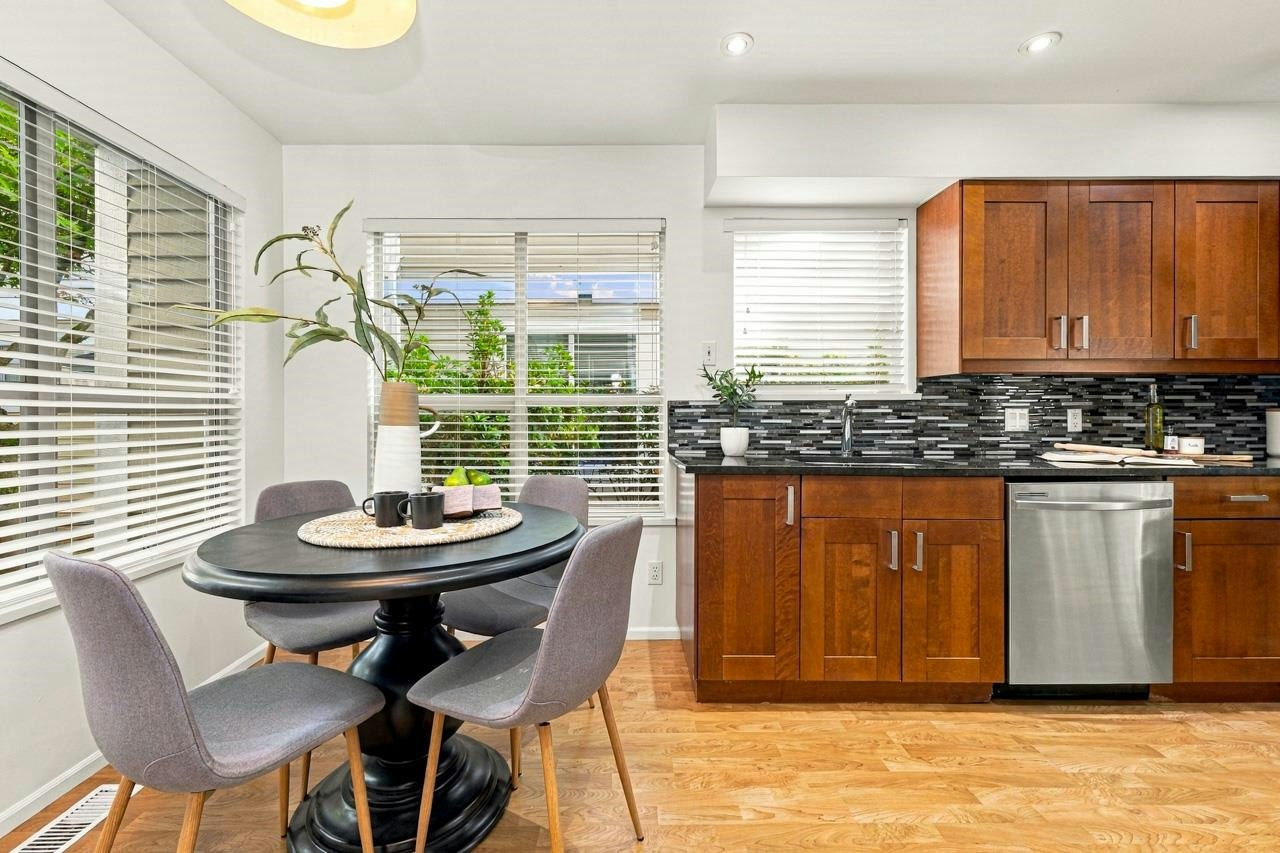 62-650 Roche Point Drive, North Vancouver, BC, V7H 2Z5 - 10