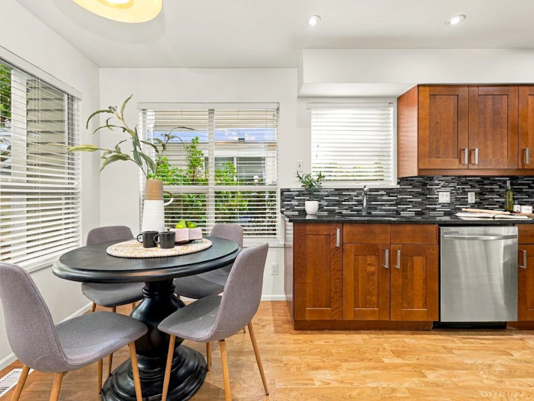 62-650 Roche Point Drive, North Vancouver, BC, V7H 2Z5 - 10
