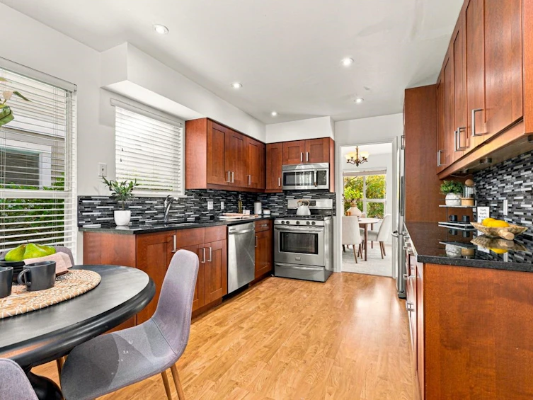 62-650 Roche Point Drive, North Vancouver, BC, V7H 2Z5 - 11