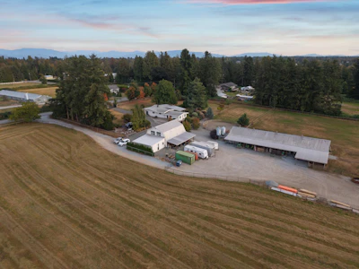 6035 Bradner Road - 3