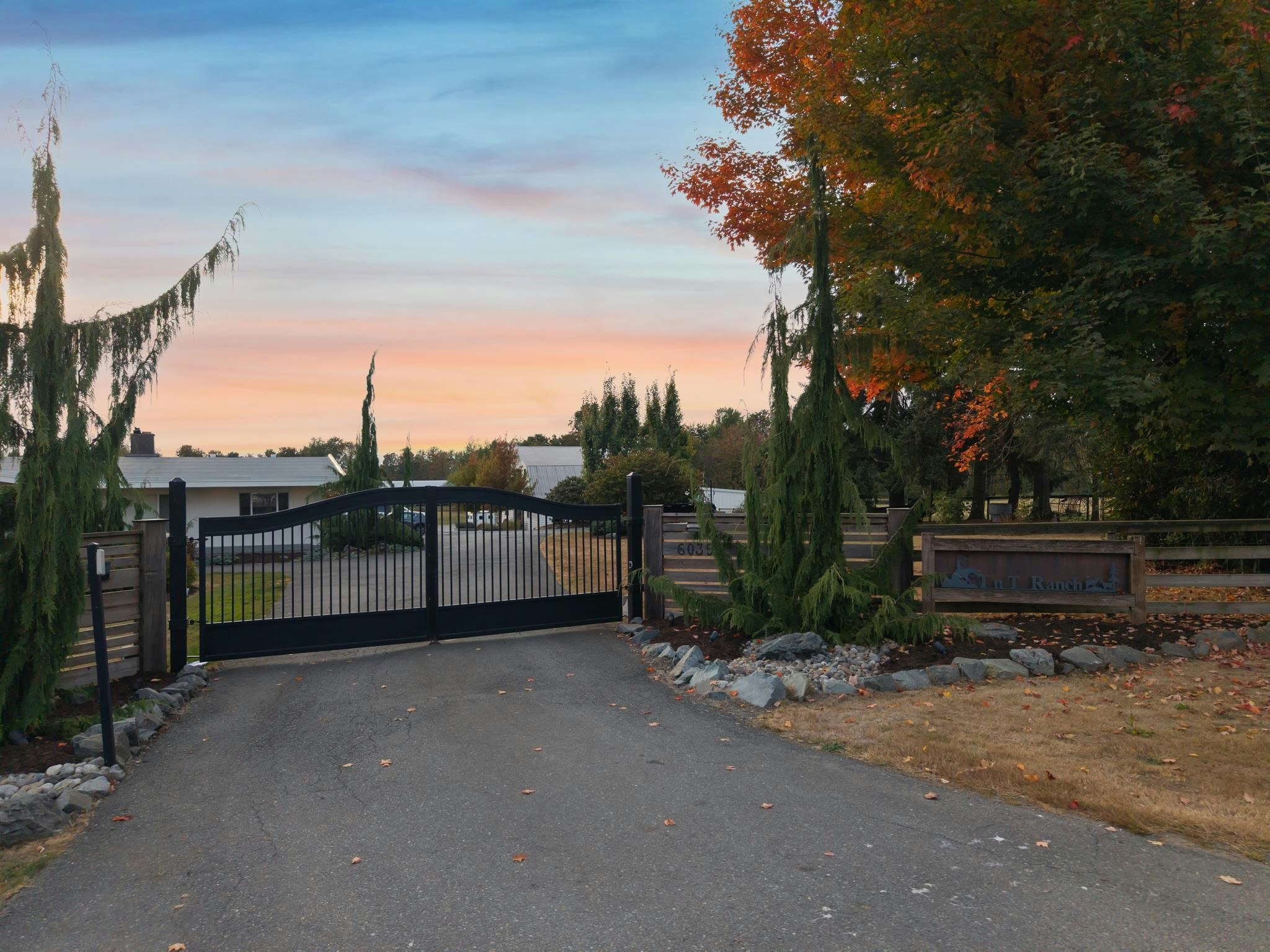 6035 Bradner Road, Abbotsford, BC, V4X 2C7 - 6
