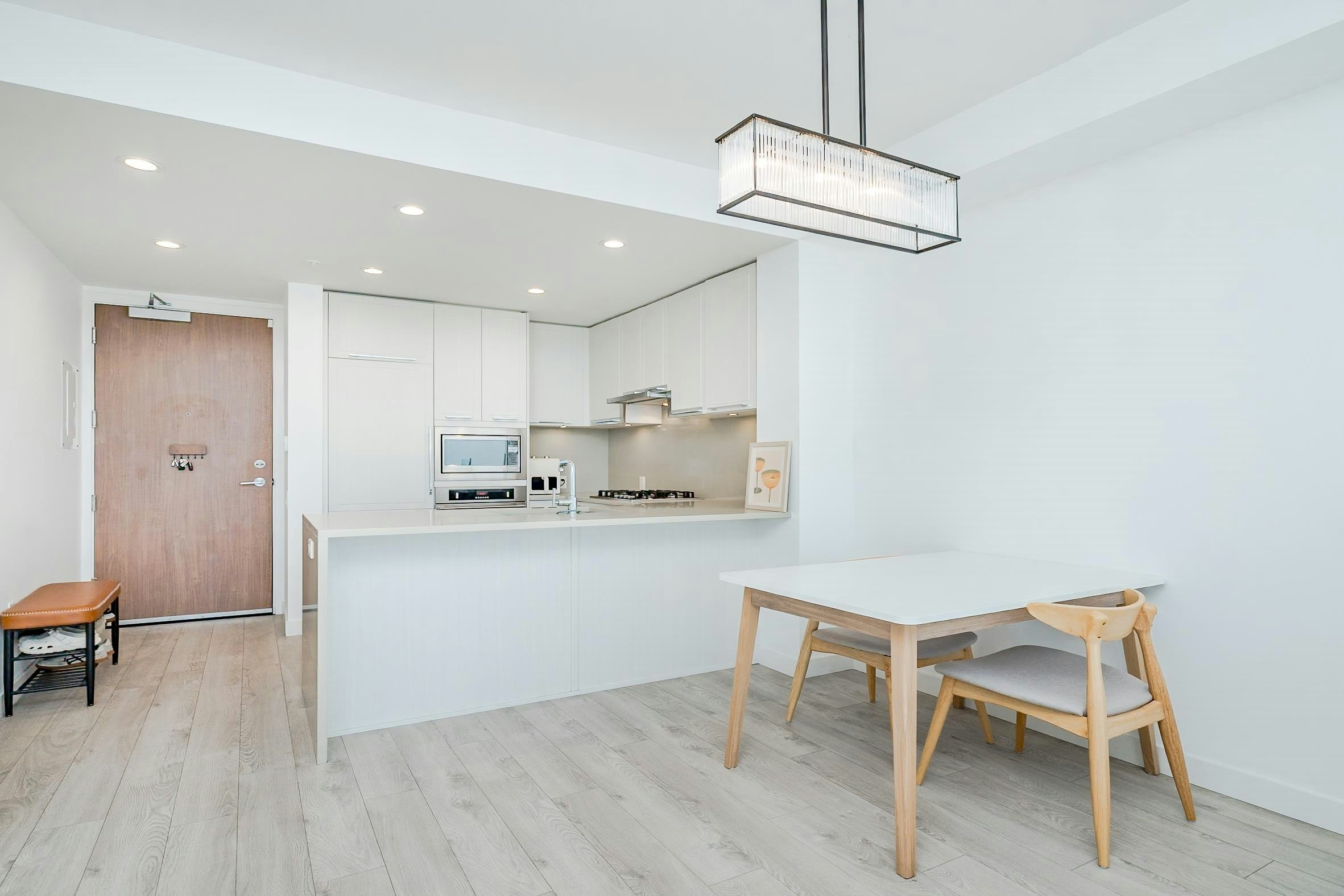 602-6677 Cambie Street, Vancouver, BC, V6P 0E6 - 13