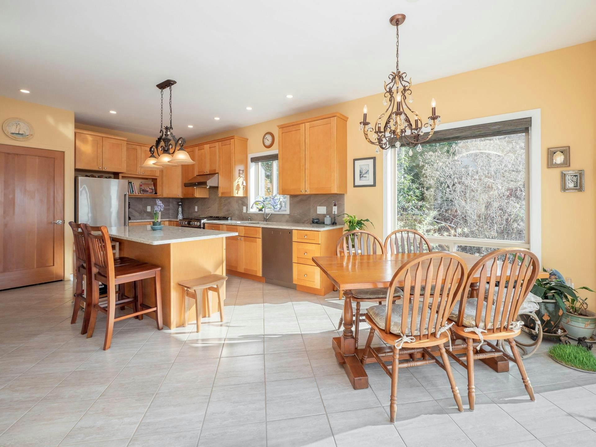 6682 Sunshine Coast Highway, Sechelt, BC, V0N 3A8 - 9